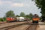 MDmot 3007 steht am 26.5.2006 abfahrbereit am Bahnsteig des Grenzbahnhof Villany in Ungarn.