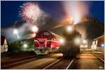 MAV NOHAB M61 001 und die beiden Dampfloks 33.132 und 109.13, prsentieren sich beim Feuerwerk der Sonnwendfeier 2012 in der Wachau.