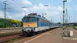 Einfahrt eines D-Zuges mit 431-341 der MAV-START in Debrecen, 26.6.2016 