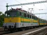 V 43 der GYSEV (Raab-denburg-Ebenfurther Eisenbahn) mit Zug Wiener Neustadt - Szombathely im Bf Bk; Juni 2003