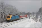 Leicht versptet passierte am 4. Dezember 2010 die ROLA 41302 mit der 1047 001 die Fotostelle bei Unter Oberndorf im Wienerwald.