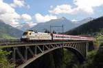 Am 13.07.13 leistet die MAV 470 010  Aranycsapat - die goldene 11  Kilometerausgleich mit dem OIC 691 von Klagenfurt nach Salzburg.
Festgehalten auf der Angerschlucht Brcke bei Angertal.