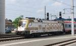 Am 15.07.2013 kam dieser schicke ungarische Taurus 470 010-4, ebenfalls wie die 470 007-0 am Tag darauf, mit einem österreichischen Personenzug in den HBf Salzburg eingefahren.