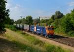 400 115 mit einem Containerzug am 27.07.2013 bei Biatorbágy.