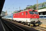 EuroCity METROPOLITAN nach Prag verlässt am 11 Mai 2018 Budapest Keleti mit ZSSK 350 003 an der Spitze.