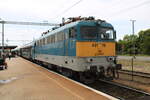 MÁV-START 431 116 mit dem IC 19795  Kék Hullám  von Tapolca nach Budapest-Déli, am 26.07.2025 in Balatonfüred.