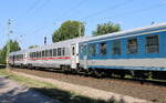 Der HR-H�PP 61 78 20-70 015-2 Beemt im IC 1206  Agram  von Budapest-Keleti nach Zagreb GK, am 29.07.2026 in Si�fok.