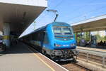 M�V (akiem) 490 004 (91 55 0490 004-3 H-M�VRT) am IC 814 "Mecsek" nach P�cs, am 01.08.2026 in Budapest-Kelef�ld.