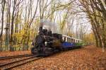 490,056 mit einem Nostalgiezug bei der Station Csillebérc am 09.11.2013        