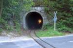 LV-Diesellok D02-510 fhrt am 06.September 2006 von Garadna kommend in den Tunnel bei Lillafred.