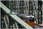 Strassenbahn Budapest Linie 49 auf der Szabadsg hd/Freiheitsbrcke. (11.05.2013)