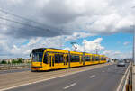 Budapest
BKV Combino Plus 2035 als Linie 6 auf der Petőfi h�d. 13.06.2026 