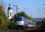 Die 380 012 mit dem EC 278 (Budapest Nyugati - Praha hl.n.) bei der Durchfahrt in Nagymaros.