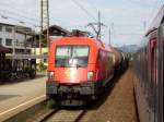 1116 064-5 von GySEV steht mit einem Kesselwagenzug im Bahnhof von Knittelfeld und wartet die �berholung durch den EC 33 Wien-S�d - Venezia Santa Lucia ab.