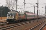 GySev 1047 504 Joseph Haydn vor IC640 bei der Durchfahrt im Bahnhof Marchtrenk.