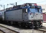 15.7.2010. Harrisburg, PA. Amtraks AEM-7AC #904 vor einem  Keystone Service  Zug nach New York City.