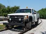 Zweiwegefahrzeug des US-DOT auf Basis eines Chevrolet Silverado 3500 (Chattanooga, 30.5.09).