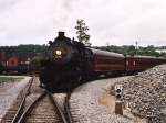 Dampflok 610 der Tennessee Valley Railroad mit Dampfzug 101 East Chattanooga-Grand Junction auf Bahnhof Grand Junction (State of Tennessee) am 30-08-2003.