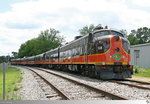 Mit einem historischen Personenzug waren am 21. Mai 2016 zwei EMD E8A der Iowa Pacific in Batesville, Mississippi / USA abgestellt.