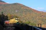 1.10.2013 Frankenstein Trestle / Crawford Notch. Zug aus Fabyan bei der Rckfahrt.