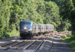 28.6.2012. Garrison, NY. Amtrak´s Genesis 714 mit Zug 237 von NYC Penn Station nach Albany - Rensselaer, NY.