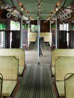 Innenansicht des Straenbahnwagens der Philadelphia Suburban, Baujahr 1926, im Pennsylvania Trolley Museum (Washington, PA, 8.6.09)