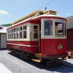 Tramwagen #172 der  Sociedade de Transportes Colectivos do Porto , Portugal, Baujahr 1929, im Rockhill Trolley Museum, gleich neben der EBT (Rockhill, PA, 6.6.09)