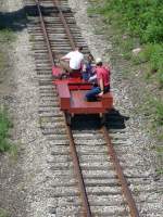 Nachschuss auf EBT Draisine  The Fairbanks  mit Anhnger (Orbisonia, PA, 6.6.09)