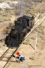 Lok Nr. 40 der Nevada Northern, ein Ten Wheeler (4-6-0), gebaut 1910 von Baldwin, wird auf einem Gleisdreieck bei Keystone, Nevada, gewendet, um nach Ely zurck zu fahren. Oktober 2006