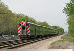 Ein Metra Commuter Train mit dem Steuerwagen voraus auf den Weg nach Chicago. Als Lokomotive kam MPI MP36PH-3S # 415 zum Einsatz. Die Aufnahme entstand am 13. Mai 2016.