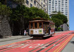 Schon am frühen Morgen werden die Cable Cars von Touristenscharen gestürmt, so war auch Wagen 7 welcher am 28. April 2016 auf der Linie Powell & Market eingesetzt wurde gut gefüllt.