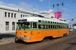 Der ursprünglich aus Los Angeles stammende PCC-Wagen 1080 war am Nachmittag des 27. April 2016 den Embarcadero in Richtung Jones and Beach unterwegs und wurde von mir vor Pier 29 fotografiert. Die bewegte Geschichte des Fahrzeuges kann hier nachgelesen werden: https://www.streetcar.org/streetcars/1080-1080-los-angeles-transit-lines/