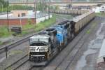 Norfolk Southern SD60I #6738, #6724, und #6743 kommt 27/5/2011 durch Altoona Pennsylvania.