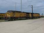 Die beiden Union Pacific Loks 6855 und 6509 sind am 15.10.2007 in Galveston (Texas)  abgestellt.