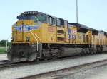 Eine SD-70 der Union Pacific am 14.07.2009 in Herington, Kansas.