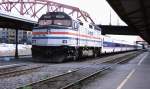 Abfahrbereit steht der Amtrak Zug nach Vancouver im Bahnhof von Portland am Haken einer der Talgo Zge die hier in State Washington laufen.