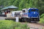 18.6.2012 Ten Mile River, NY. Brookville BL20-GH #114 schiebt den Vormittagszug nach NYC Grand Central Terminal.