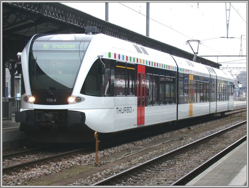 Thurbo GTW 2/8 RABe 526 755-4 als S8 nach Kreuzlingen in Rorschach Bf. (15.01.2007)