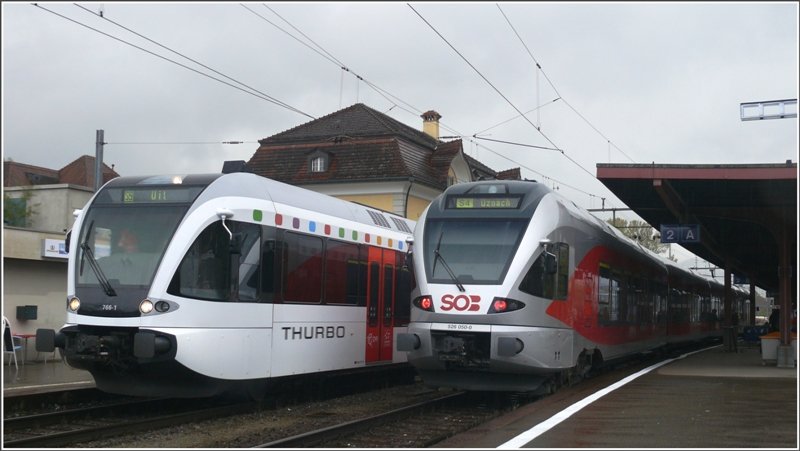 Thurbo RABe 526 766-1 nach Wil und SOB 526 050-0nach Uznach begegnen sich in Wattwil. (04.10.2008)