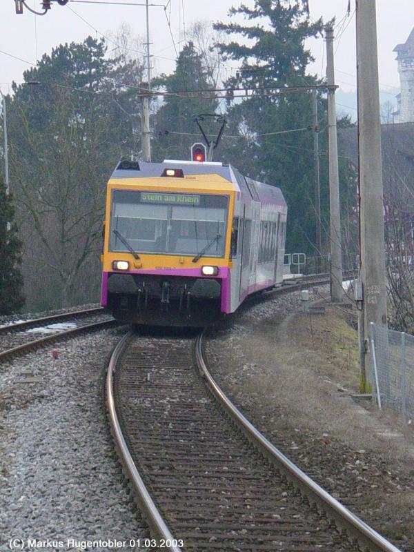 Thurbo RABe 526 bei der einfahrt in Feuerthalen am 01.03.2003