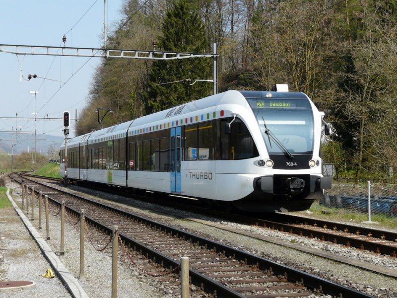 Thurbo - Triebzug RABe 2/8 526 760-4 unterwegs im Bahnhofsareal von Koblenz am 09.04.2009