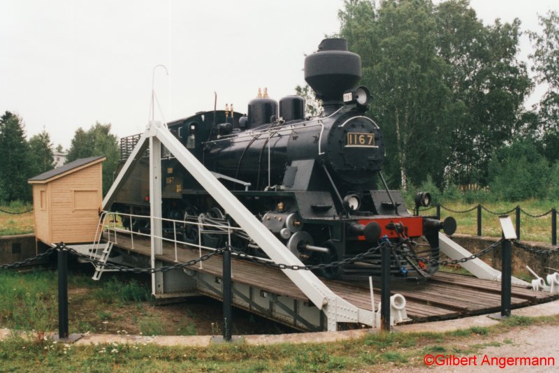 Tk3 1167 am 15.07.2000 auf einer alten Drehscheibe in Rauma.