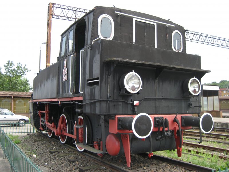 TKh49-5564 von hinten im Hauptbahnhof Torun.