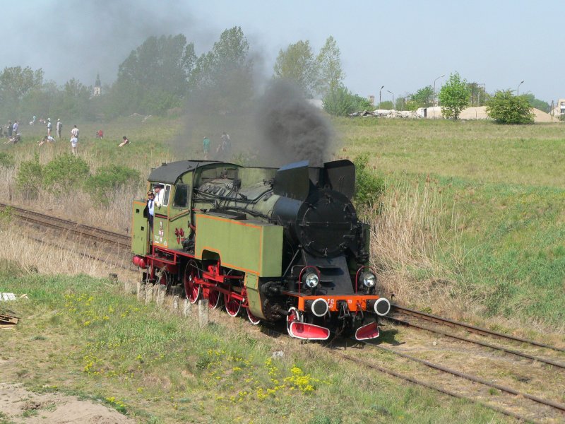 Tkt 48-18 auf der Dampflokparade am 28.4.07 in Wolsztyn.