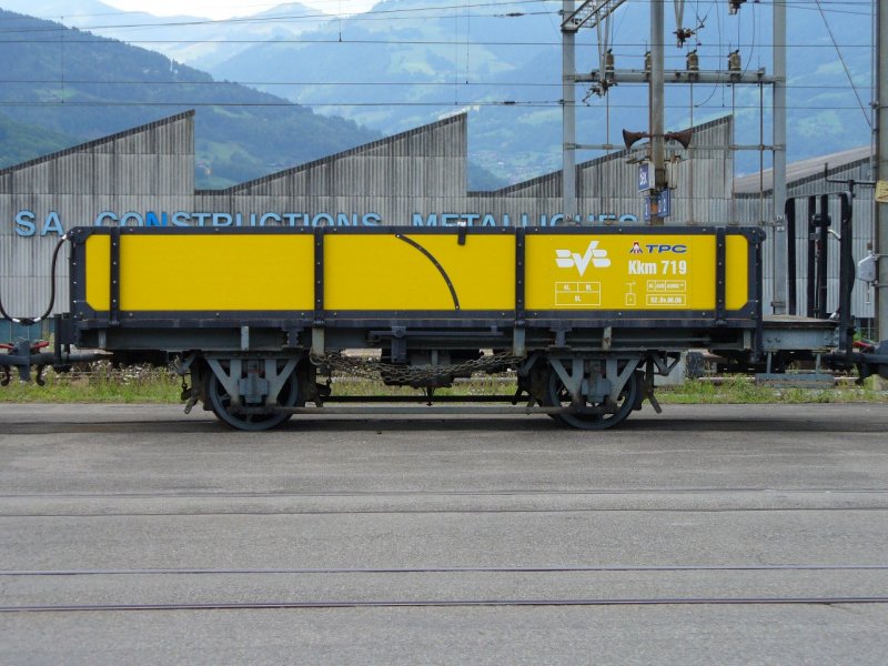 TPC / BVB - Gelber Gterwagen Klm  719 Abgestellt im Bex am  29.07.2007