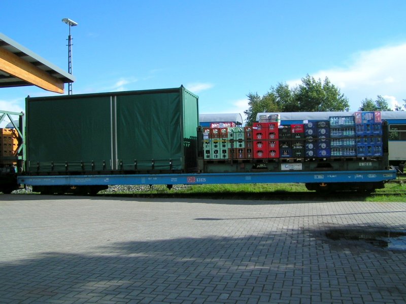 Tragwagen 63025 beladen mit Wechselcontainer (06-08-29)