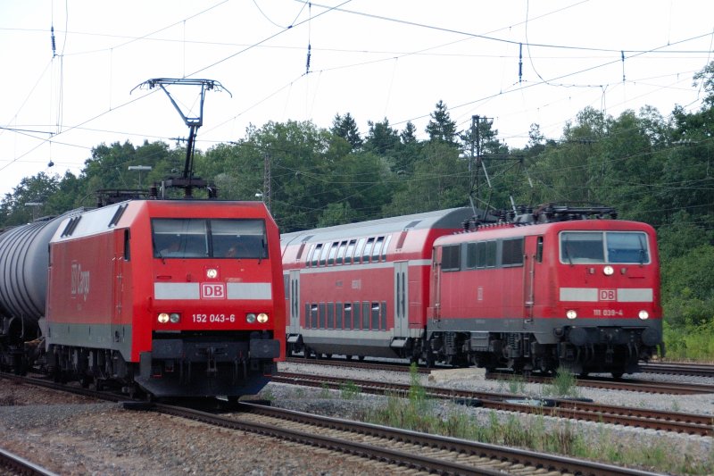  Train-Passing  (Zugberholung) in Neuoffingen. (11.07.2008)