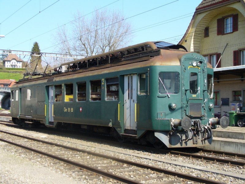 Treibwagen BDe 4/4  641 ( ex SBB BDe 4/4 1641 ) zu Gast im bls Bahnhof von Sumiswald am 14.04.2007