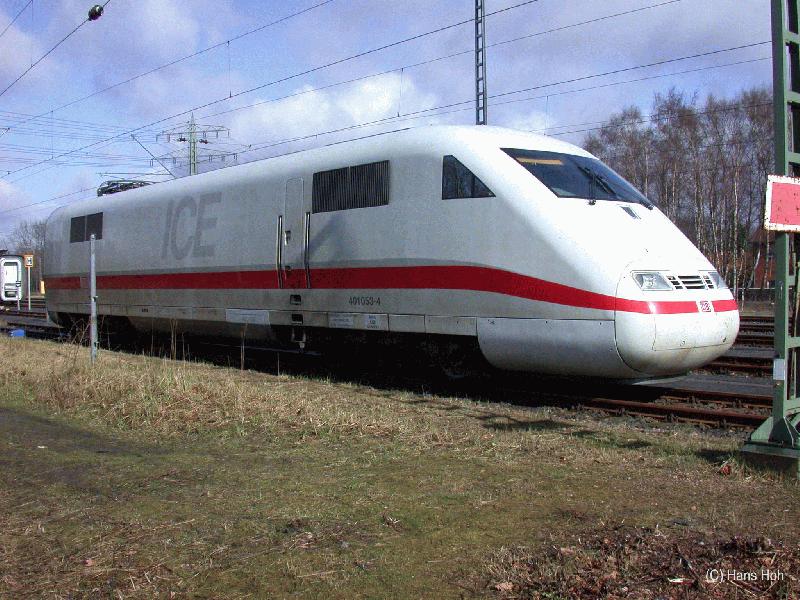 Triebkopf der BR 401 in Hmb-Eidelstedt. Mrz 2002.