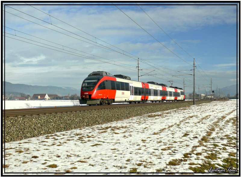 Triebwagen 4024 041 fhrt mit REX 1707 von Bruck an der Mur nach Friesach.
Zeltweg 7.1.2008